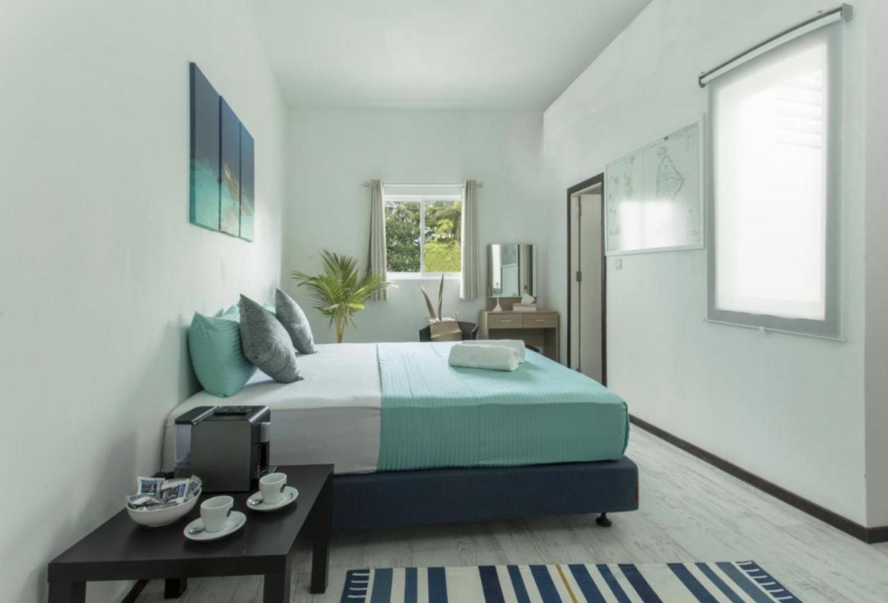 Surf Yoga Camp Hotel Thulusdhoo Kültér fotó