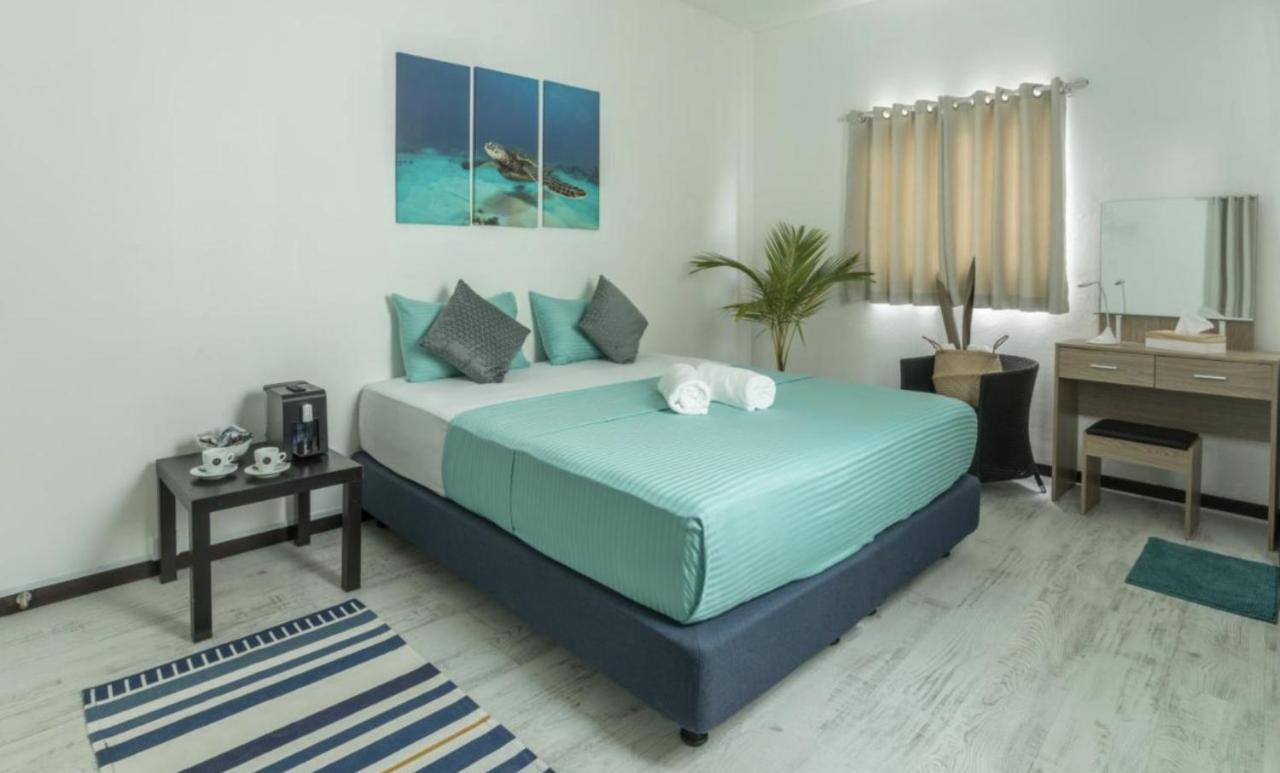 Surf Yoga Camp Hotel Thulusdhoo Kültér fotó