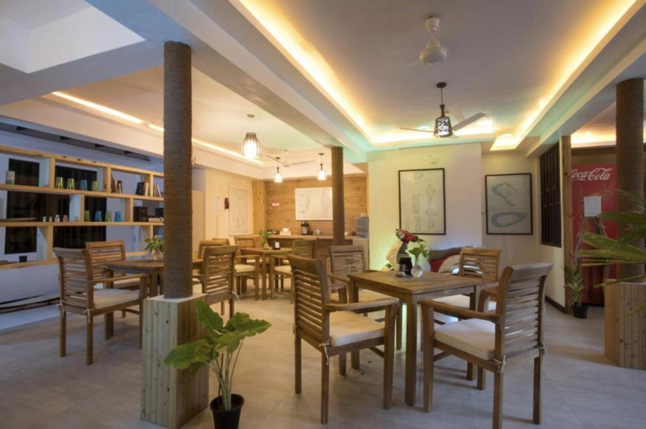 Surf Yoga Camp Hotel Thulusdhoo Kültér fotó