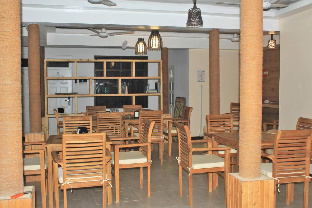 Surf Yoga Camp Hotel Thulusdhoo Kültér fotó