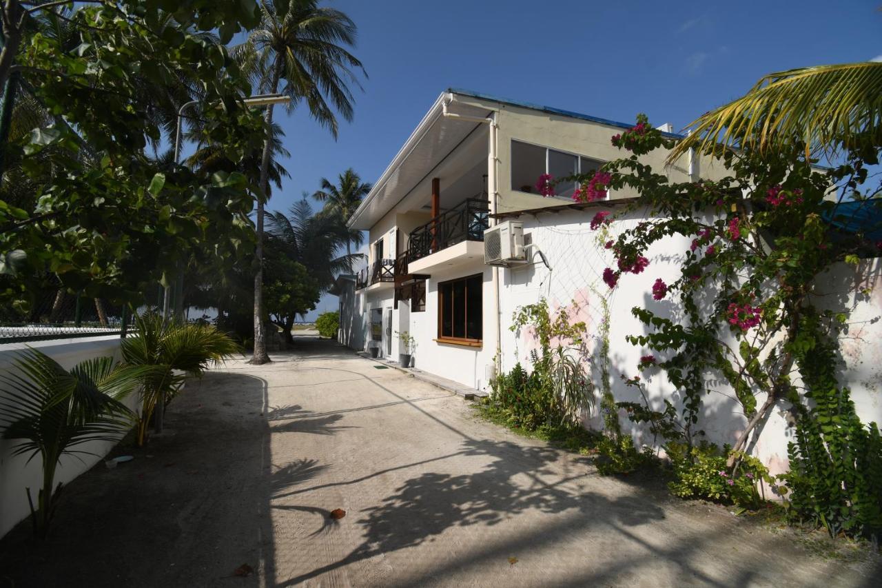 Surf Yoga Camp Hotel Thulusdhoo Kültér fotó